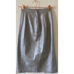 La Bottega Vintage 100% Leather Skirt Size US 6